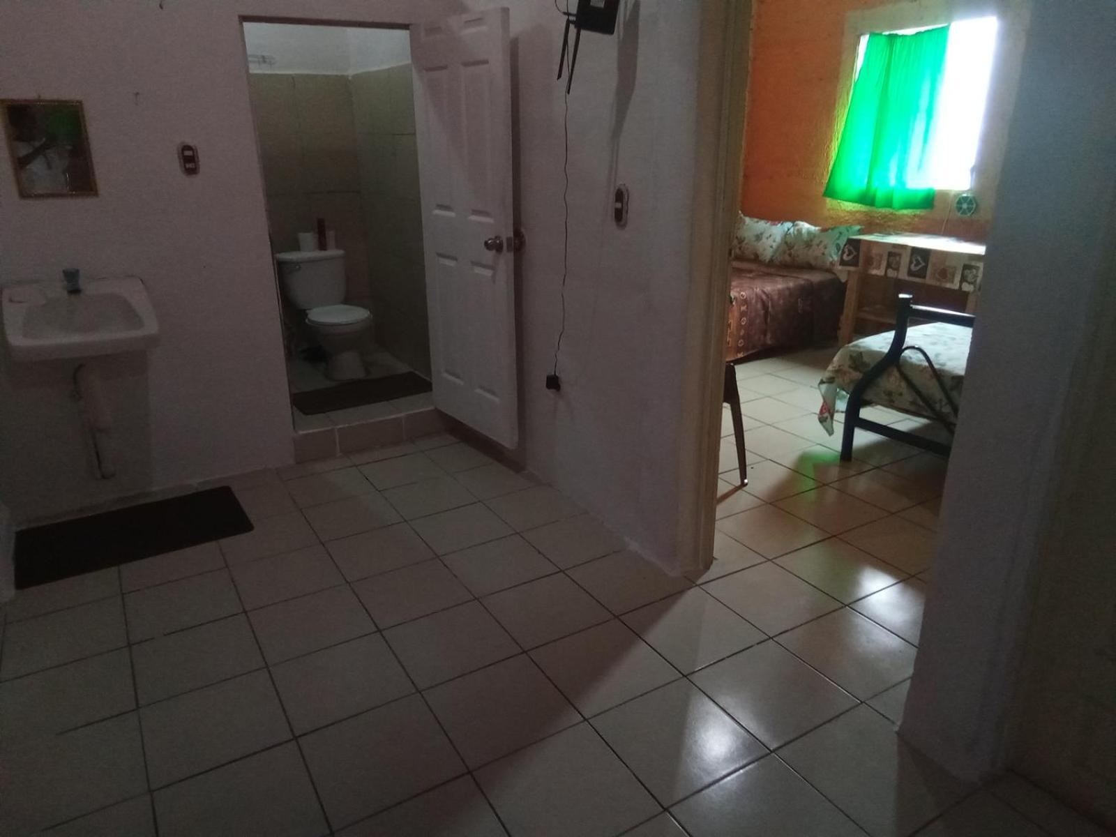 El Pacifico Hostel Juayua Ngoại thất bức ảnh